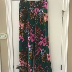 New York and Company Palazzo